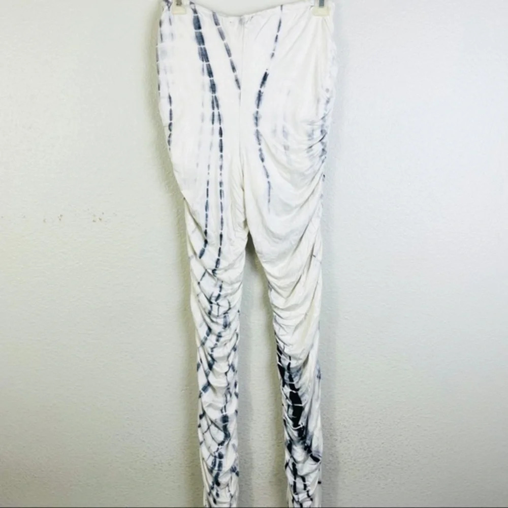 NO VACANCY High Rise Tie‎ Dye Stacked Leggings Size Small